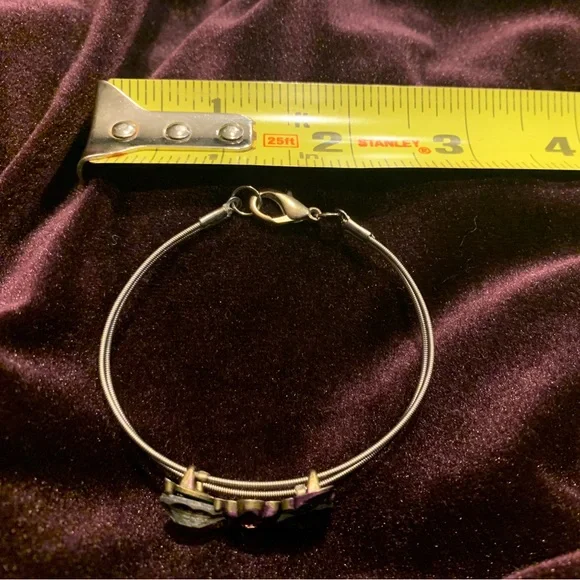 Handcrafted Bracelet - Picture 4 of 4